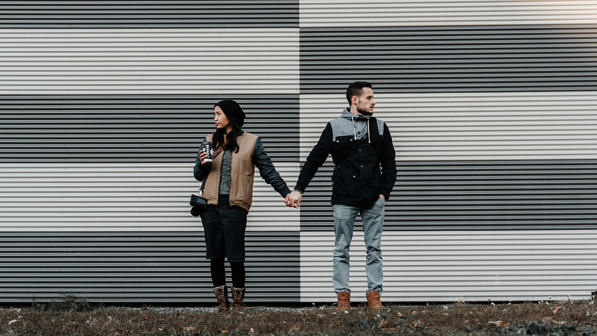 Одиночество в отношениях: причины и решения