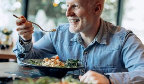 Современные свидания: ожидания и реальность для женщин за 40