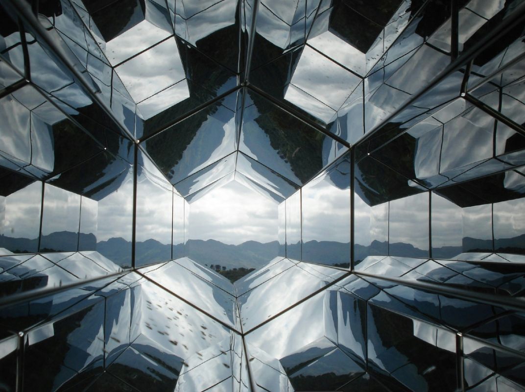 Зеркальные даты рождения: как они формируют нашу судьбу