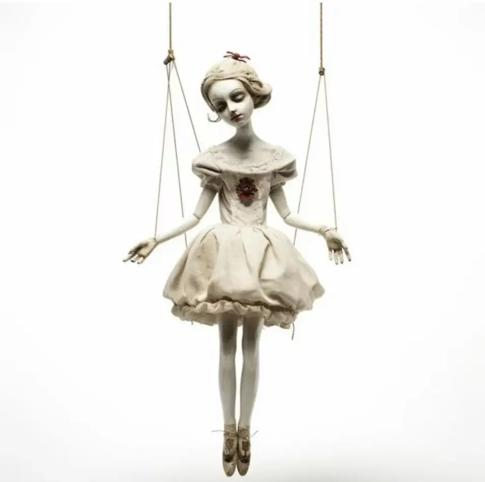 Нарциссическая травма у жертв мошенников: пути к восстановлению