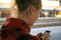Чат-боты vs. живое общение: что действительно помогает справиться с одиночеством?